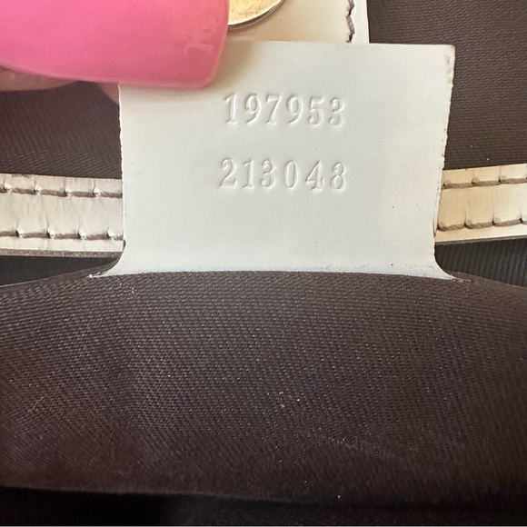 🧡GUARANTEED AUTHENTIC GUCCI GG SUPREME MEDIUM JOY TOTE🧡 - Picture 7 of 16